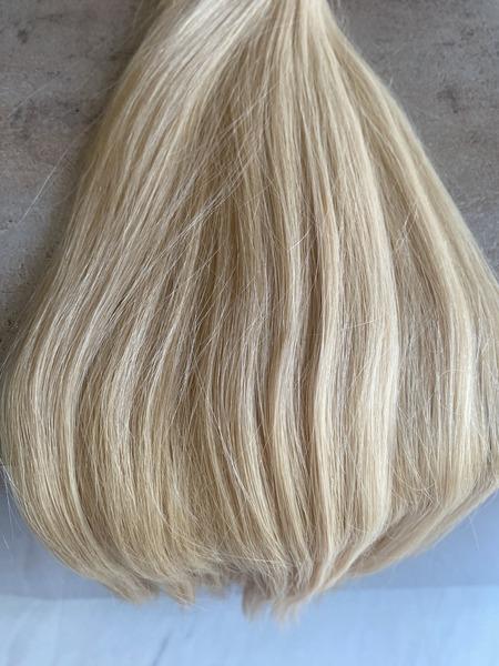 Festett tincses bézs szőke 40cm 100% eredeti emberi haj/ 10gr