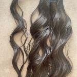 Sötétbarna hullámos vasalható szintetikus copf 55 (26)