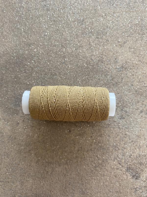 Gumis cérna karamell