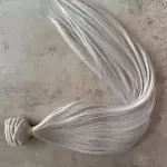 Ezüst egyenes vasalható csatos 60cm szintetikus haj