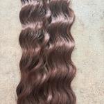 Szintetikus póthaj gesztenye barna hullámos 100gr /70-75cm (16)