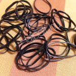 Gumigyűrű hajfelvarráshoz fekete 50db