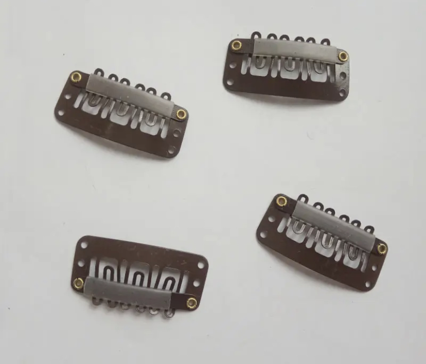 Csokibarna hajcsat csatos hajhoz