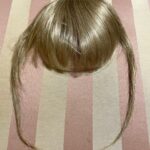 8-as szőke csatos festett frufru